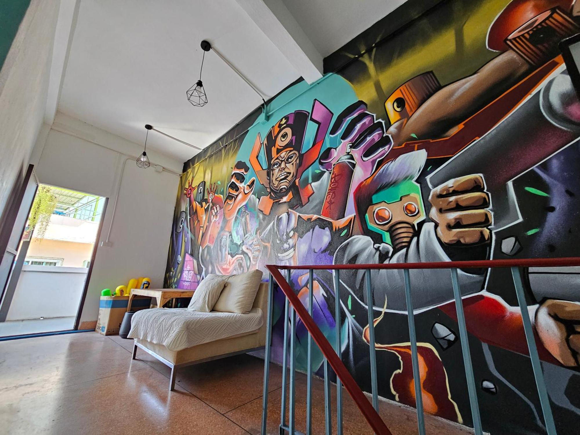 Urban Jungle Hostel Bangkok Eksteriør bilde